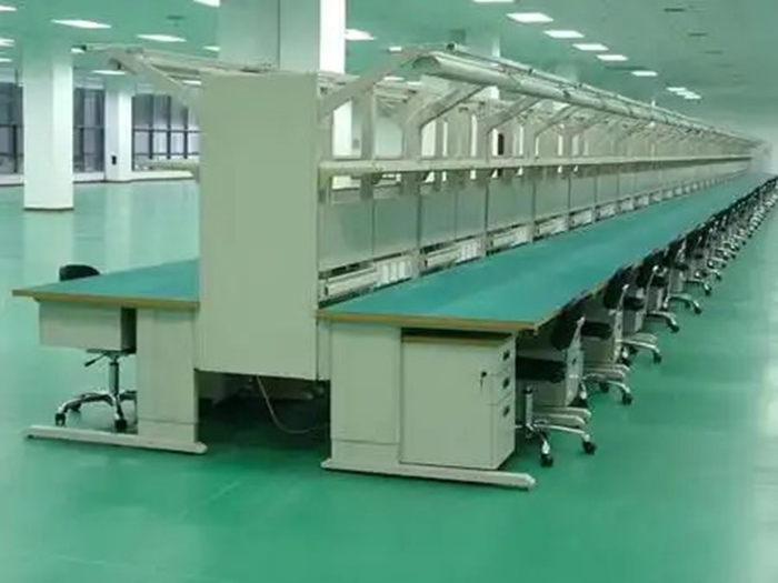 防靜電工作臺(tái)的安裝是否復(fù)雜？